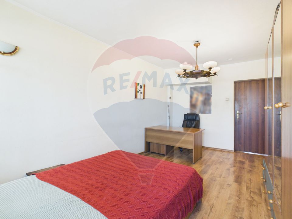 De vanzare | Apartament 4 camere pe Stefan cel Mare, Bucuresti