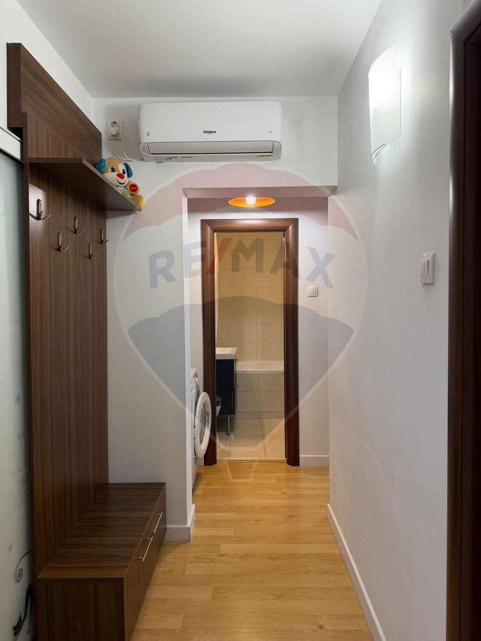 DE INCHIRIAT Apartament 3 camere – Avrig -Iancului