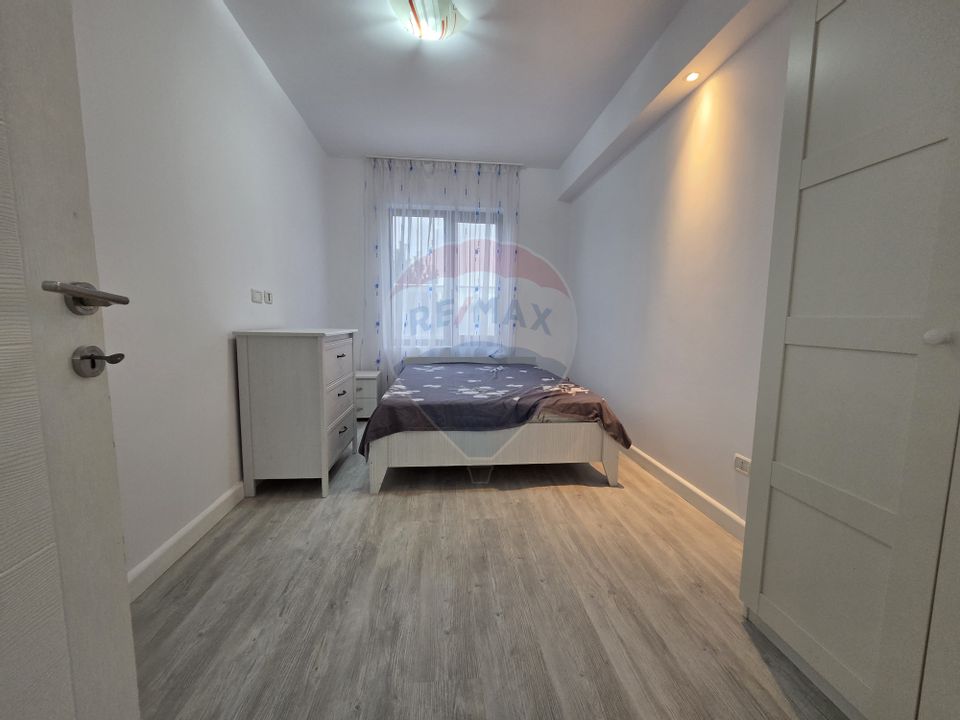 Apartament cu 3 camere 100 mp