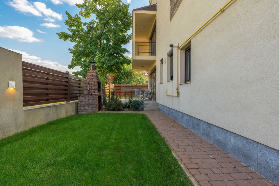 CASĂ / VILĂ PREMIUM DE VÂNZARE ÎN OTOPENI