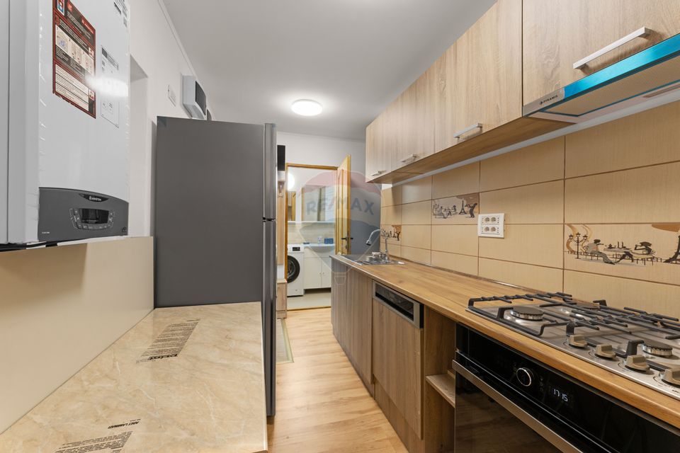 Apartament la casa cu 3 camere intr-o zona centrala