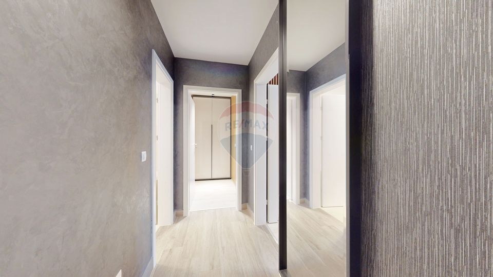 3 room Apartment for sale, Tractorul area