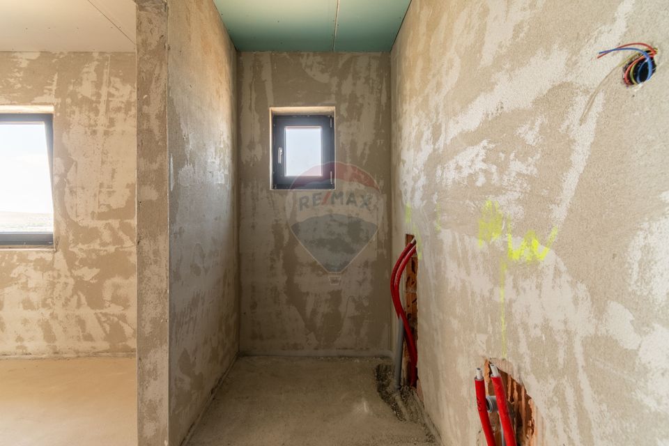 4 room House / Villa for sale