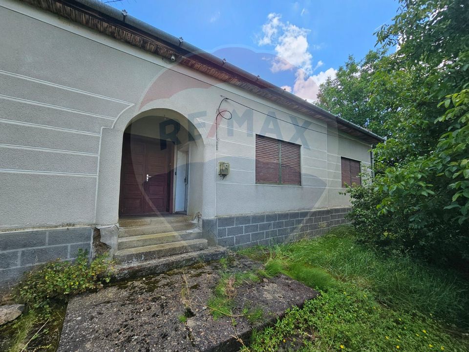 5 room House / Villa for sale