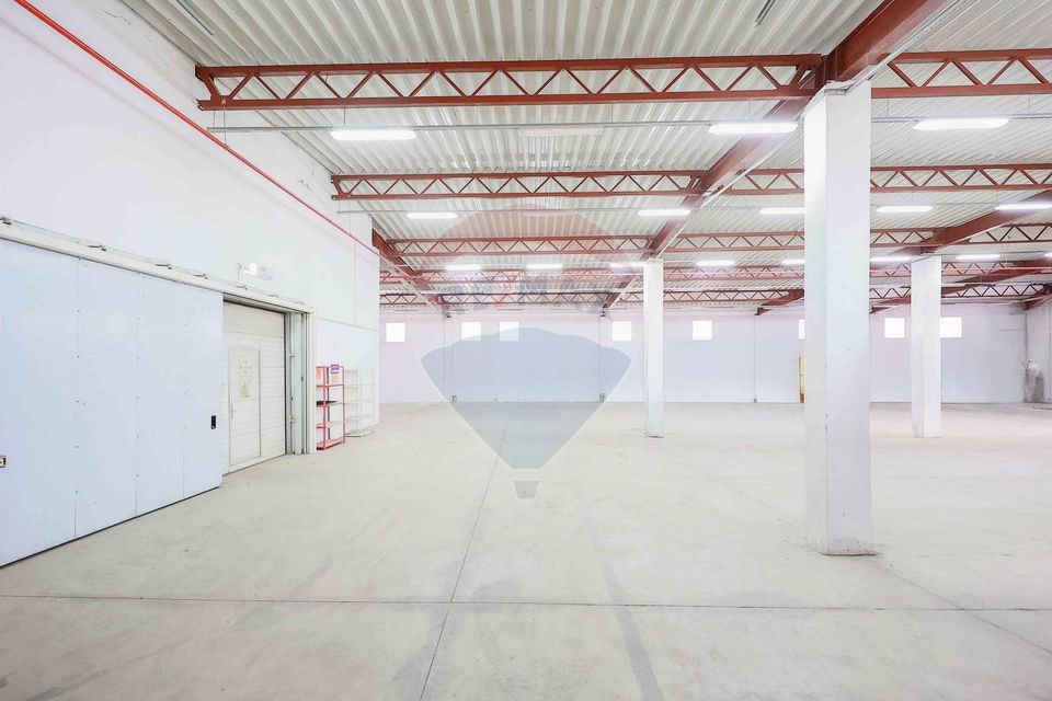 1,407.2sq.m Industrial Space for sale, Vest area
