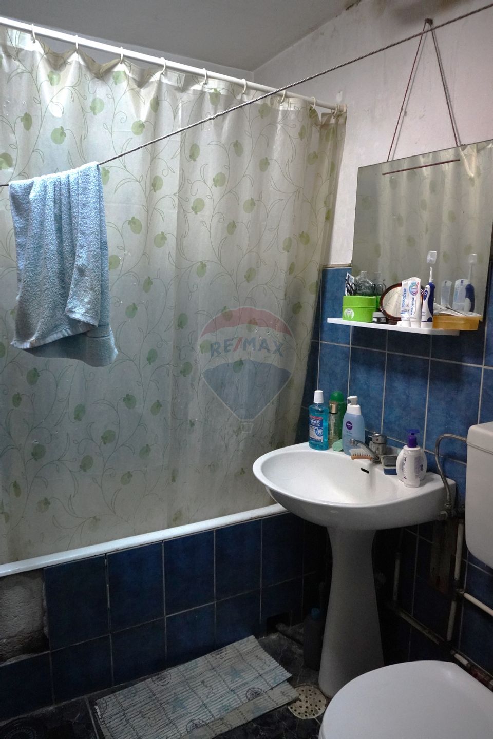 Apartament cu 3 camere de vânzare în zona Central