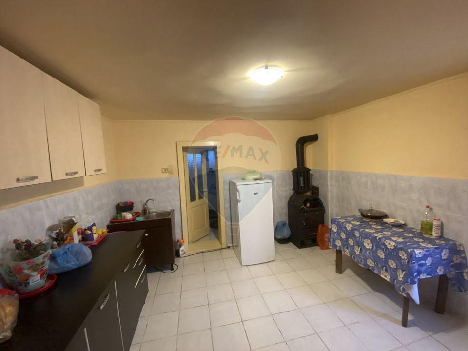 5 room House / Villa for sale