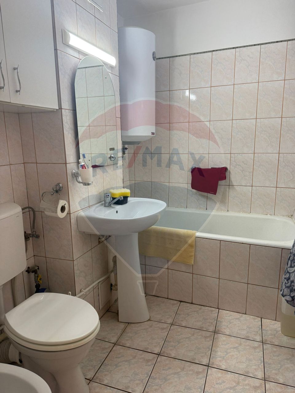 Apartament cu 2 camere de vânzare