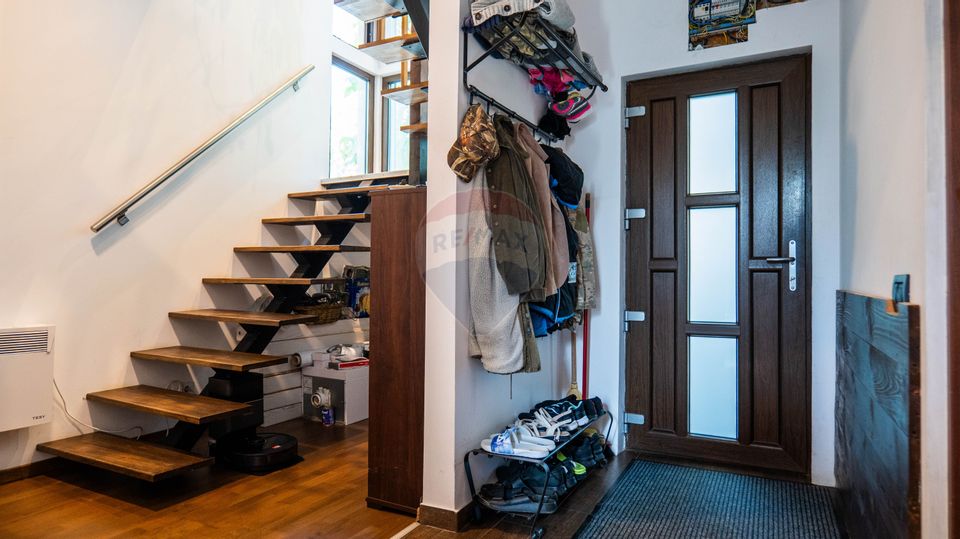 4 room House / Villa for sale