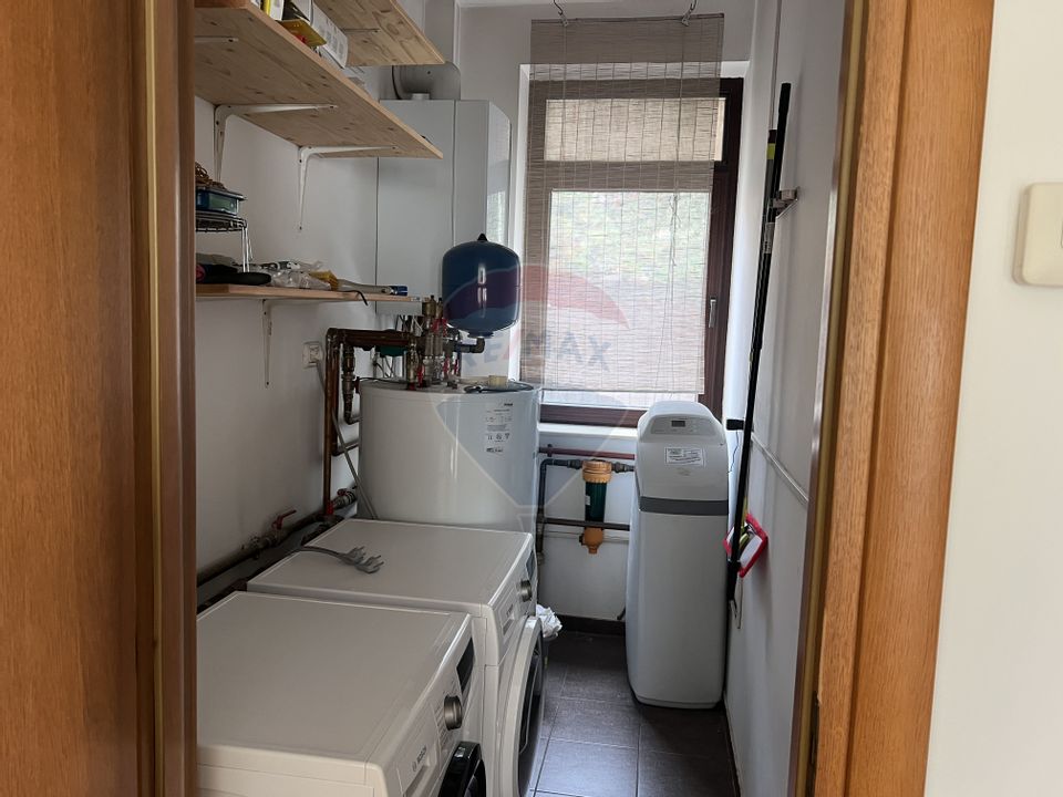 Casă / Vilă cu 5 camere de închiriat în zona Pipera