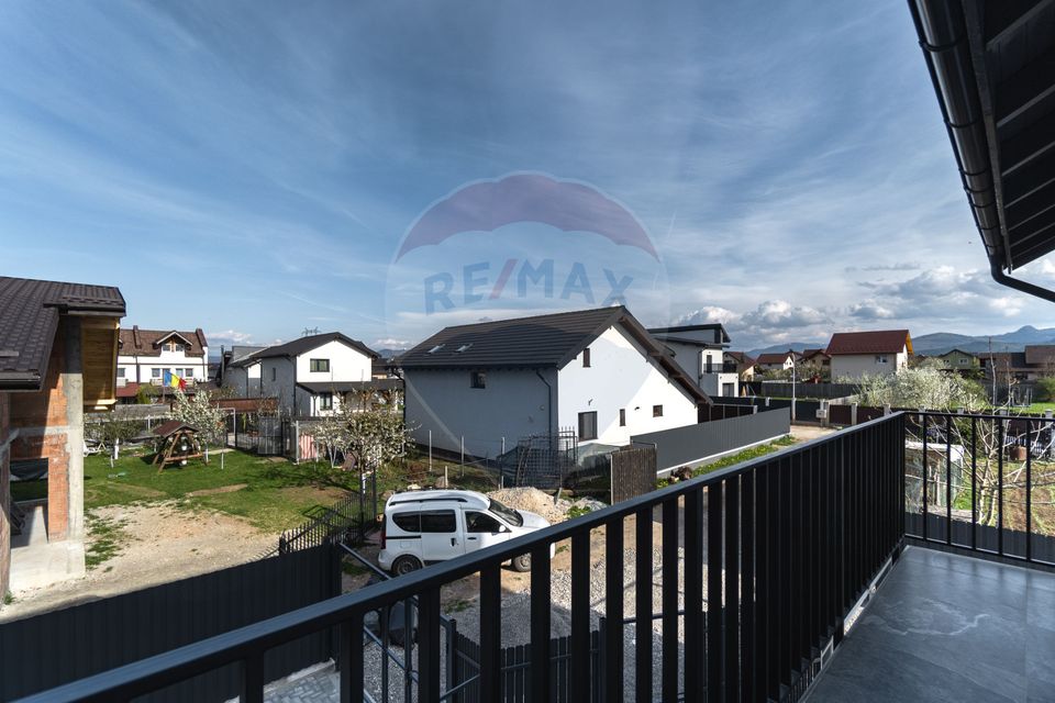 5 room House / Villa for sale