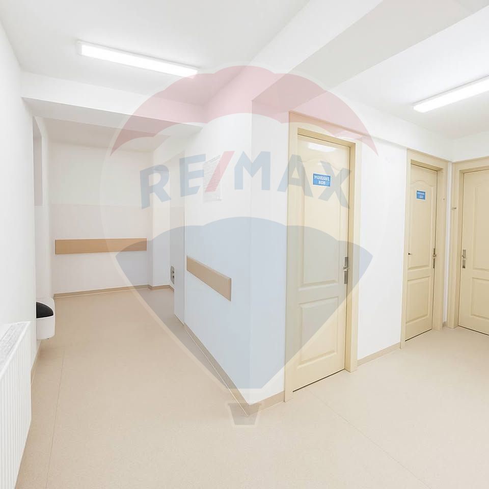 Spațiu comercial pentru clinică / laborator / cabinet medical