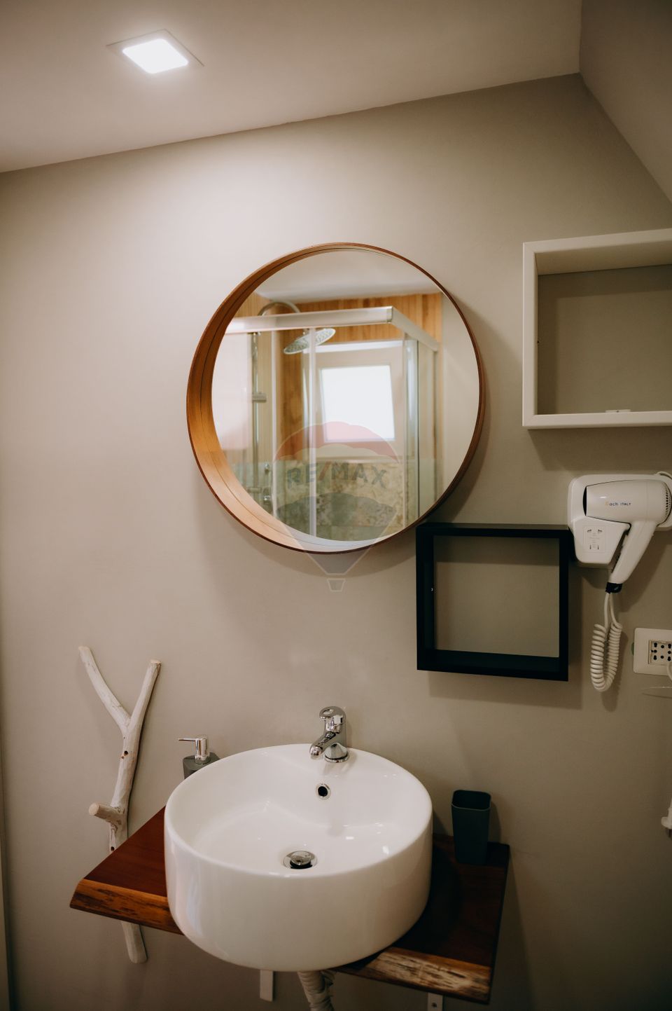 380sq.m Special Property for sale