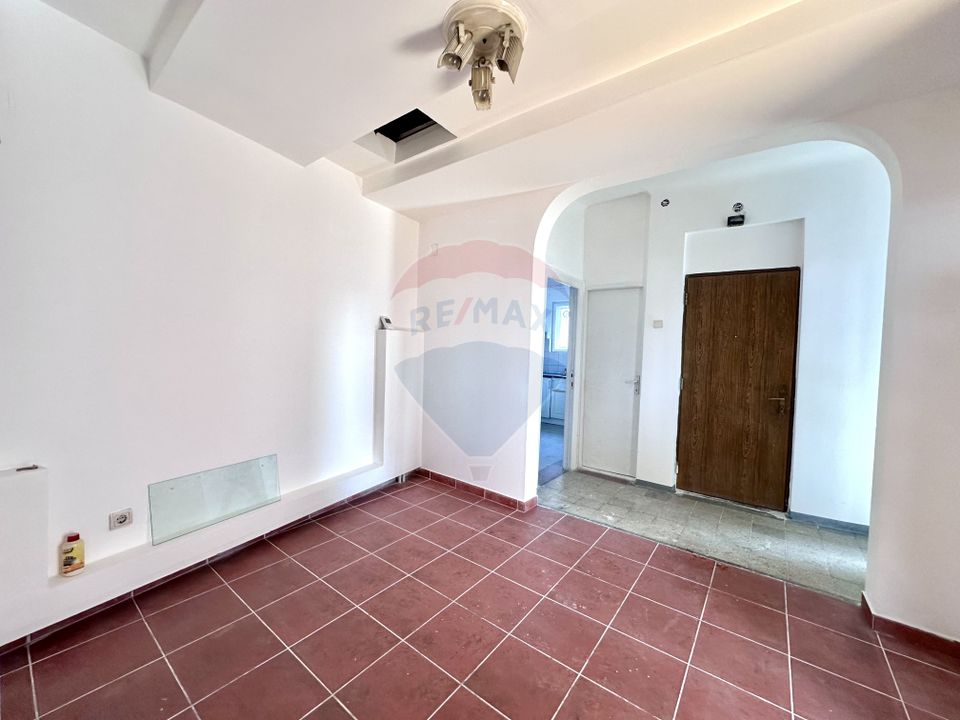 4 room Apartment for rent