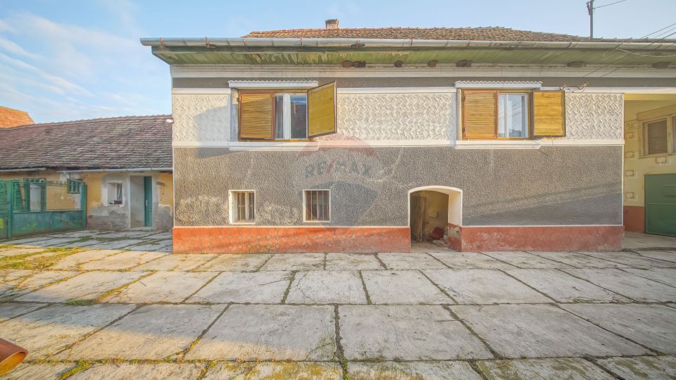 6 room House / Villa for sale