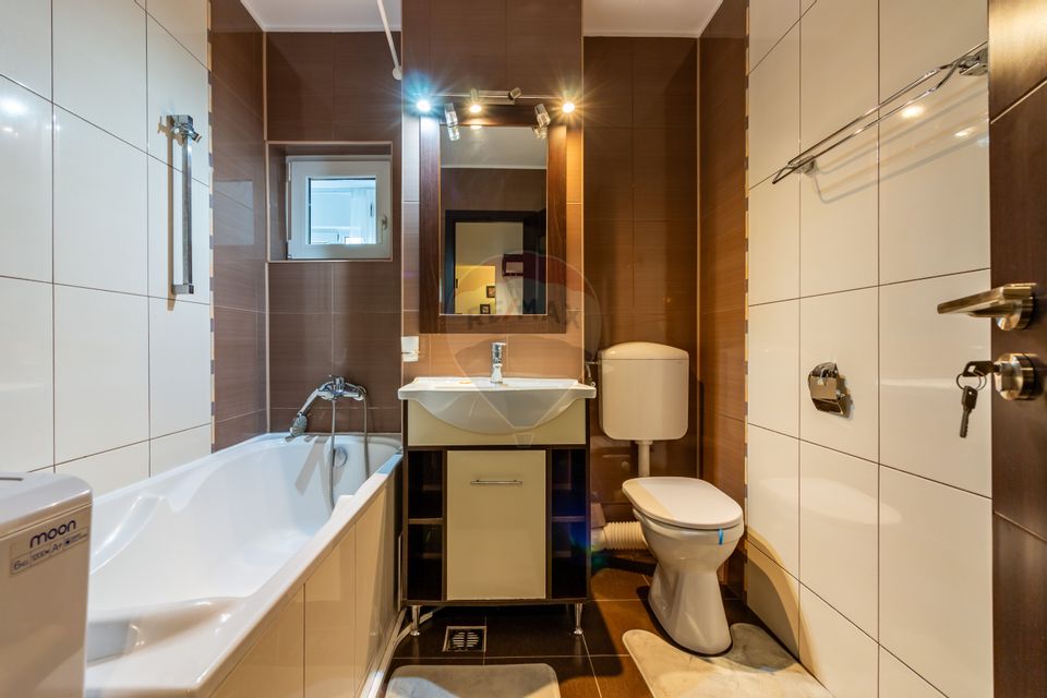 2 room apartment | Calea Călărașilor | 56 sqm | 1997 | 4/5 | Speaker