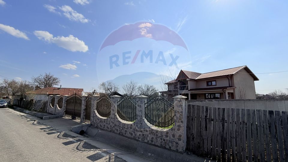 4 room House / Villa for sale