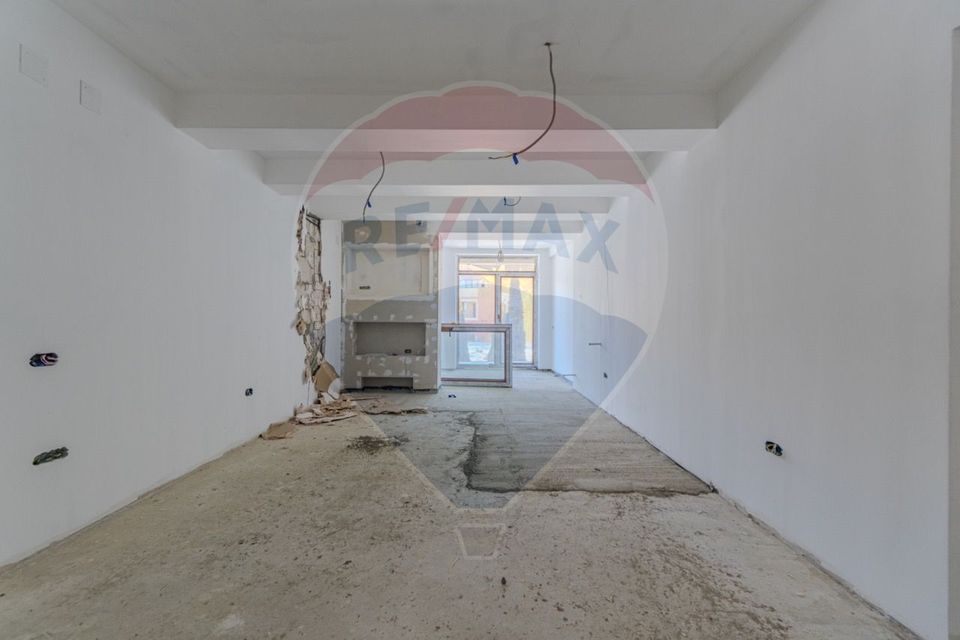 Activ Hotelier SubEvaluat | 18.000 mp construiti | 3 ha teren | BRASOV