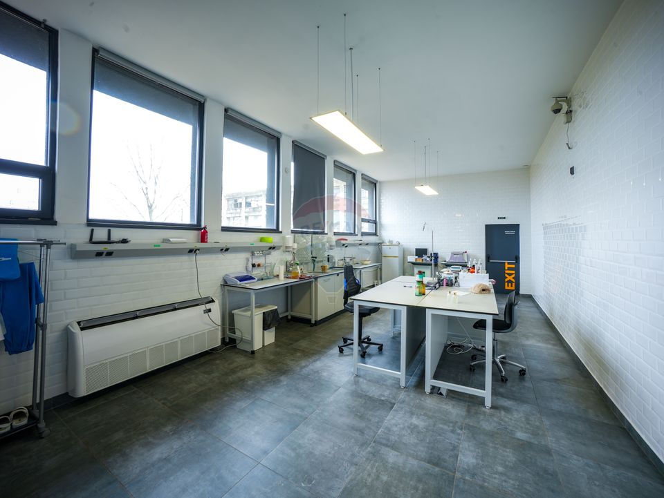 Vanzare Spatiu industrial Clasa A, 895 mp + teren 2.880 mp, Ploiești