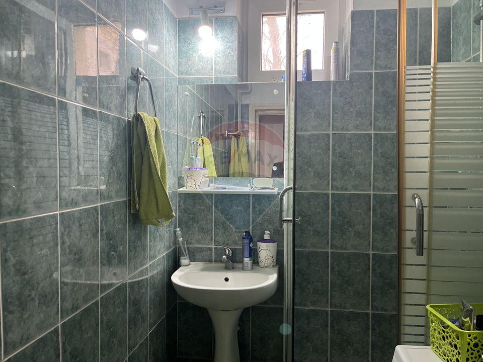 Vanzare 2 camere decomandat, Bd. Basarabia 106, Arena Națională