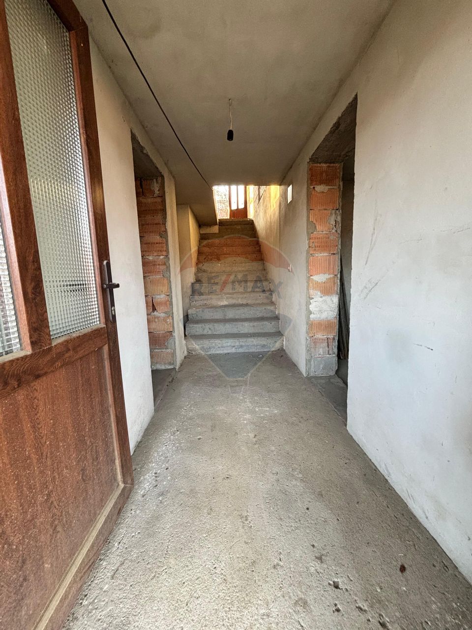 Casă Nouă pe 3 niveluri în Mediaș zona Baznei - priveliste superba
