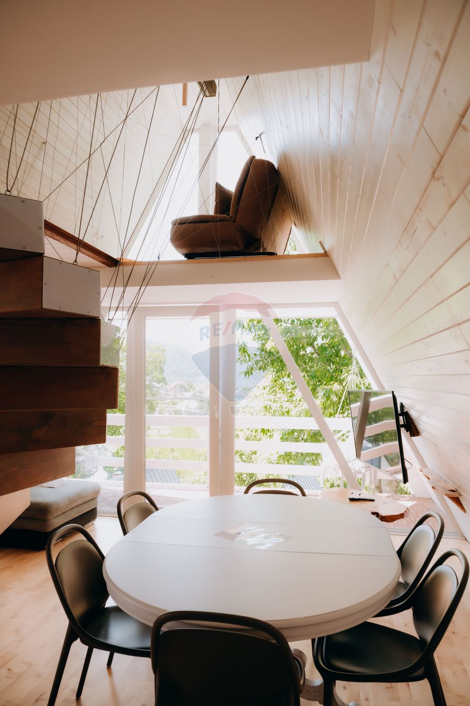 380sq.m Special Property for sale