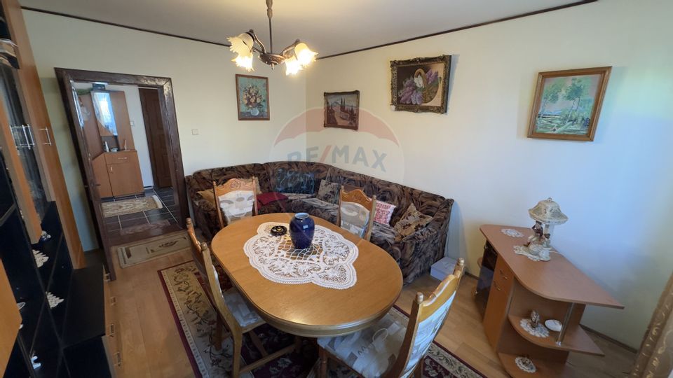 Casă / Vilă cu 3 camere de vânzare