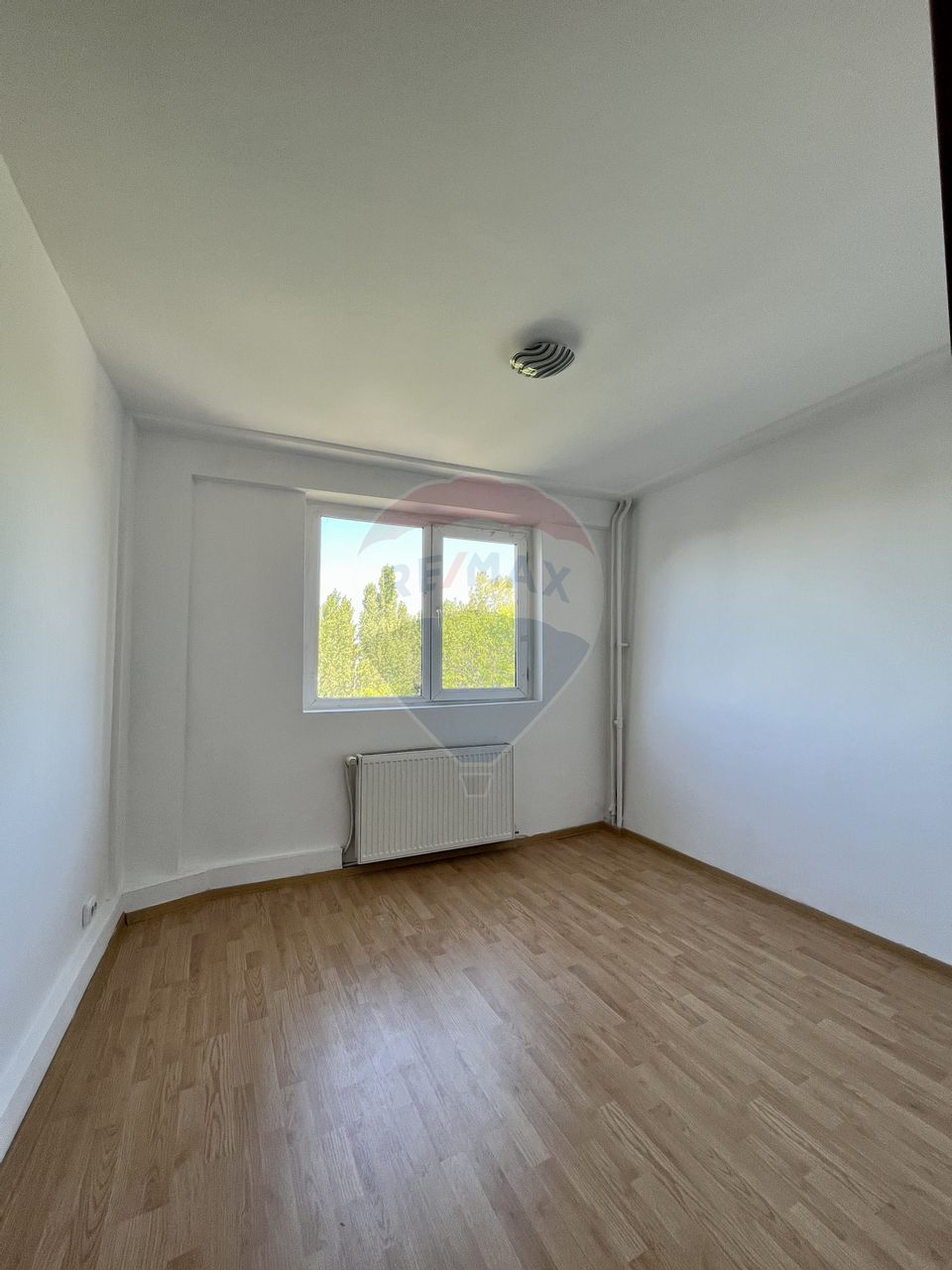 Apartament cu 2 camere de vânzare, Brâncoveanu - Huedin