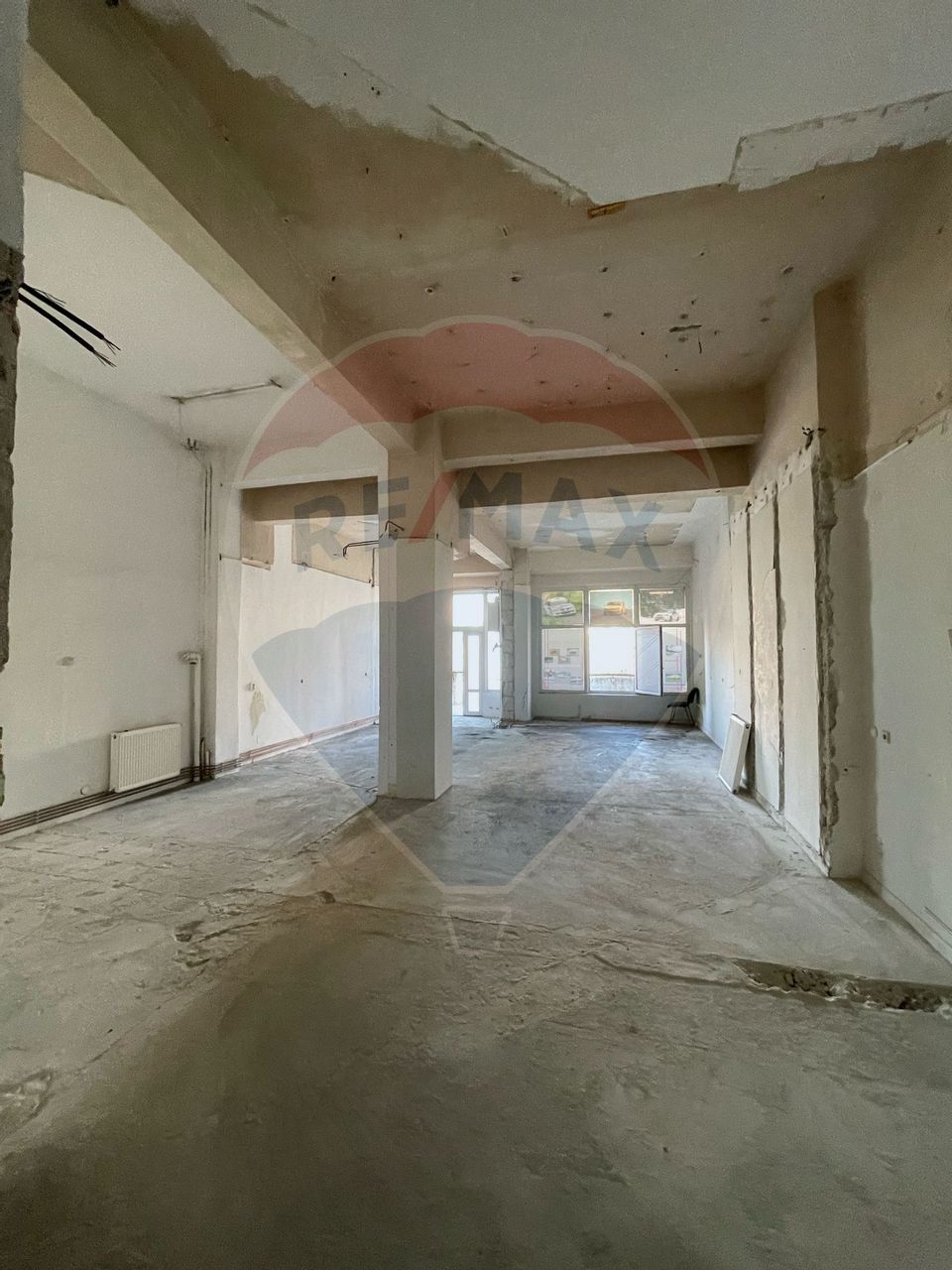 0% COMISION - Spatiu comercial de inchiriat - 91mp - Interservisan