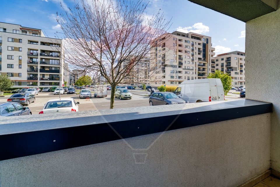 3 room Apartment for rent, Tractorul area