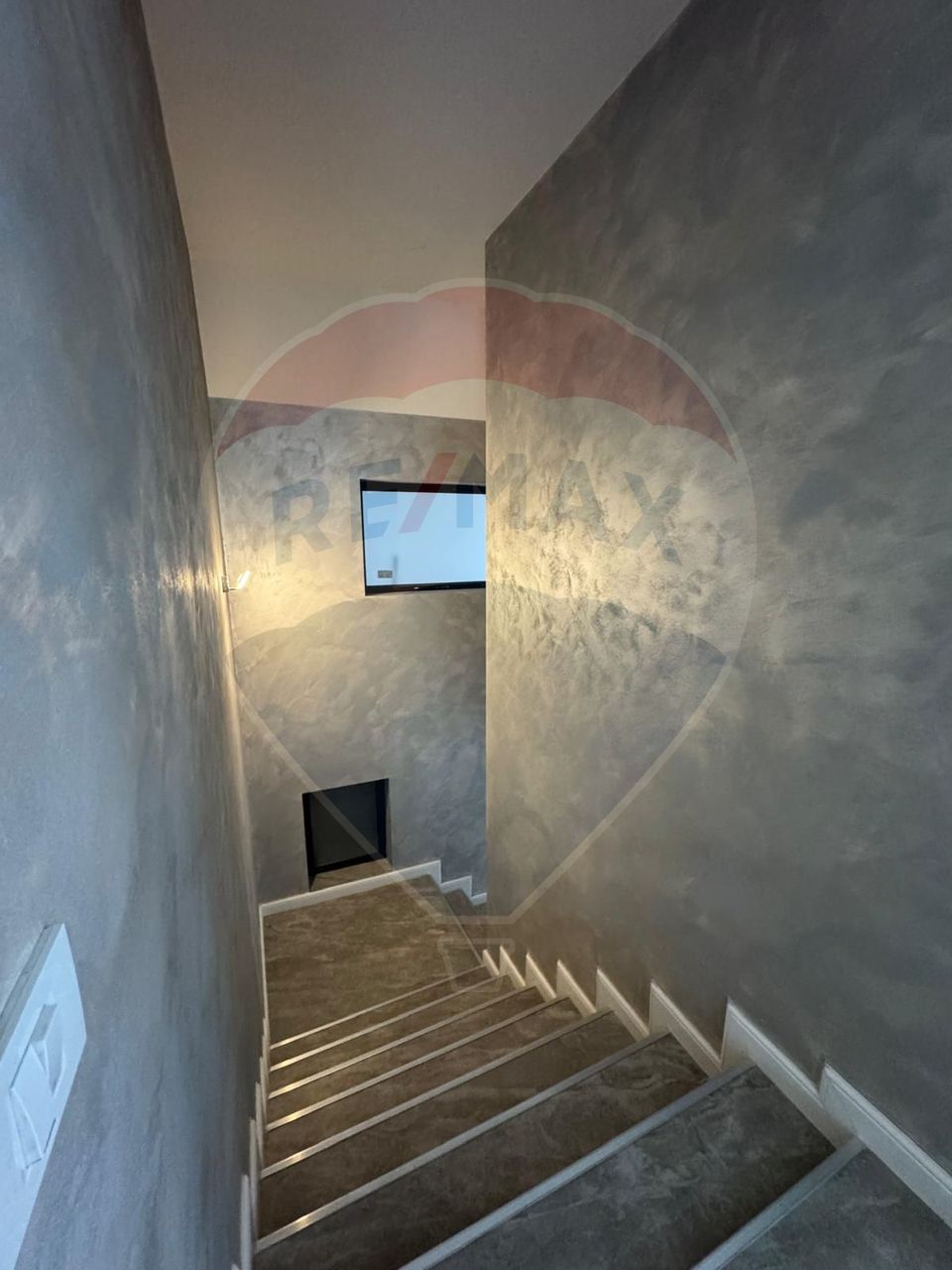 6 room House / Villa for sale