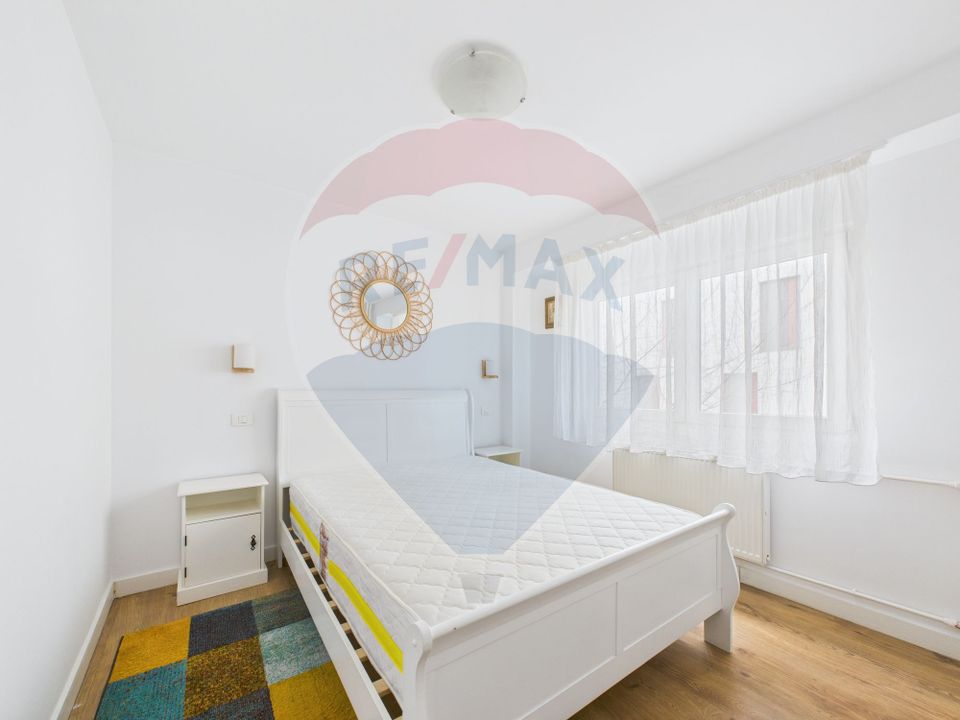 3 room apartment - ultracentral, Romana Square
