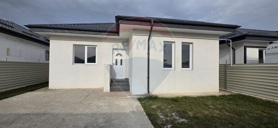 3 room House / Villa for sale