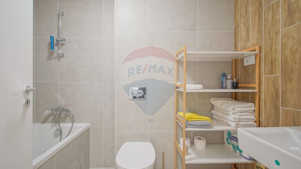 2 room Apartment for rent, Tractorul area