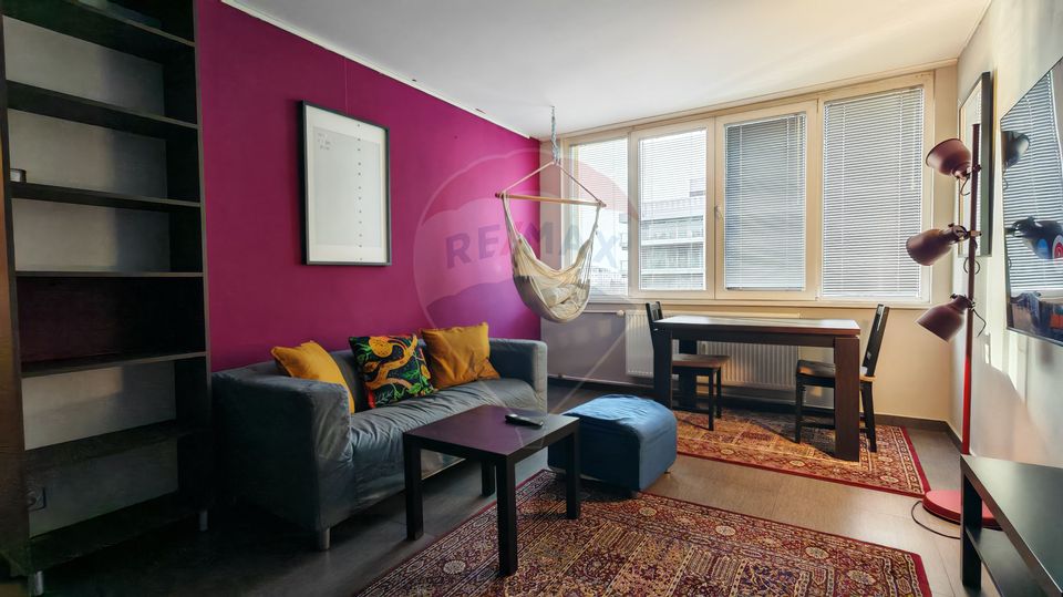 2-room apartment for rent in the Arch of Triumph area