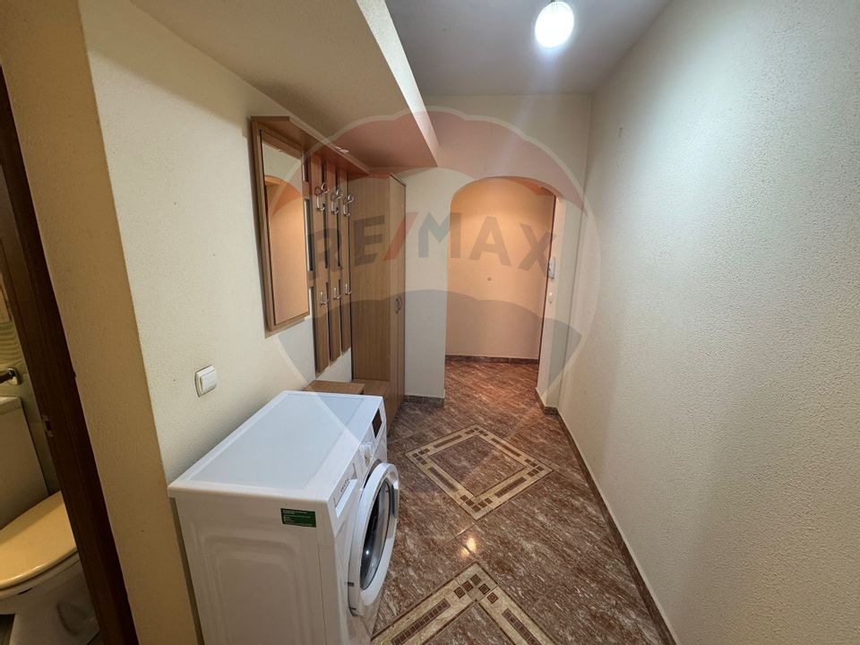 Apartament cu 3 camere de vanzare