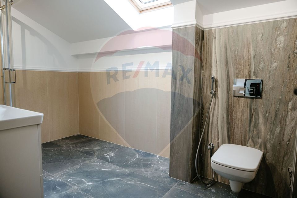 2,300sq.m Commercial Space for rent, Central area