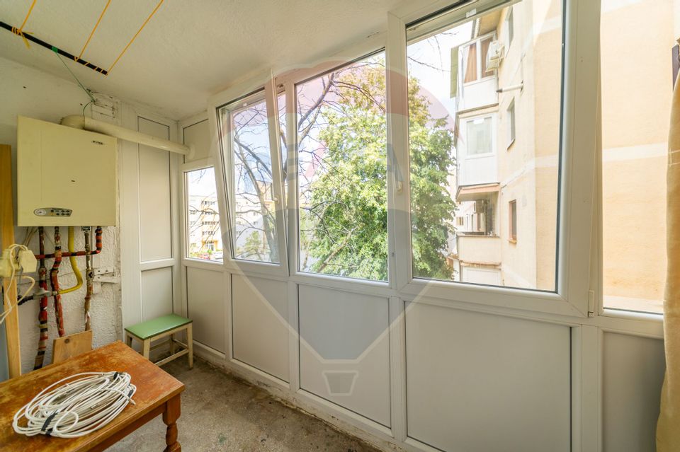 Apartament cu 4 camere de închiriat în zona Podgoria