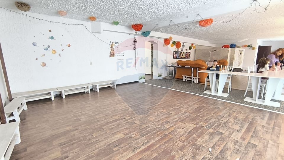 163.73sq.m Commercial Space for sale