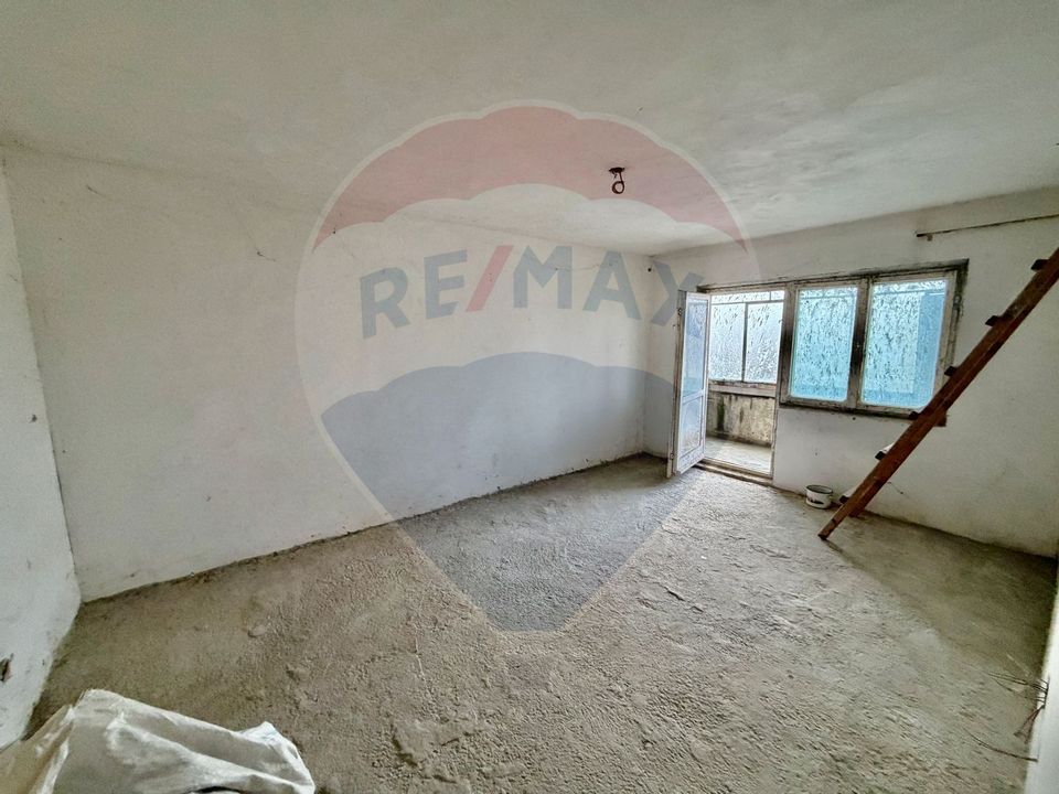 Apartament cu 4 camere