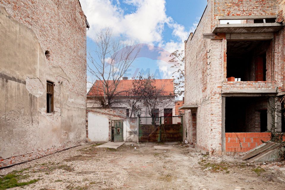 Casă + teren 786 mp – strada Transilvaniei