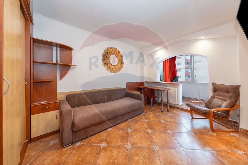 Garsonieră de vânzare mobilată și utilată Răcădău - Brașov