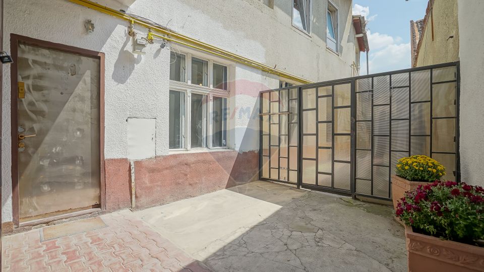 Apartament generos și luminos, la casă, Str. Iuliu Maniu, Brașov