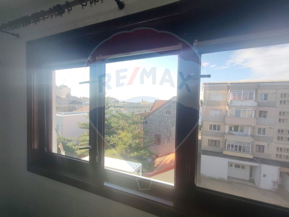 Apartament cu doua camere de vanzare