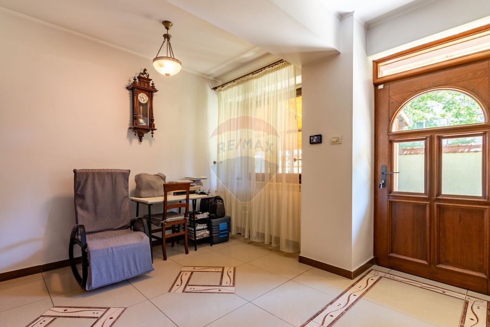 Villa 300sqm, land 500sqm Eroii Revolutiei| Afterschool, kindergarten