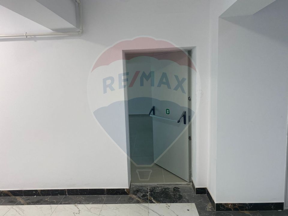 144sq.m Commercial Space for rent, Unirii area