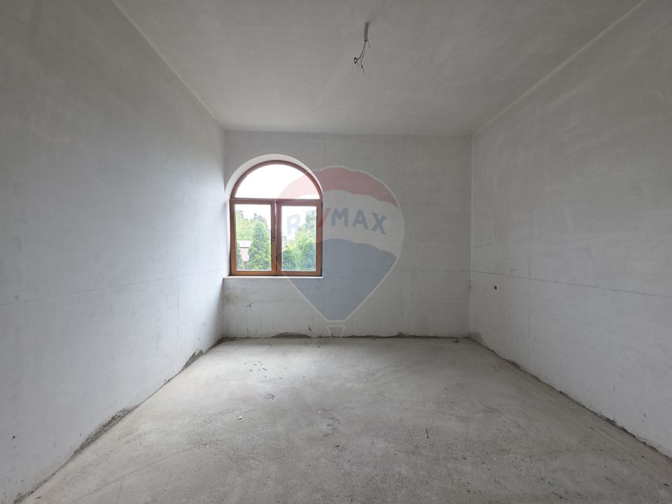 De vânzare proprietate unicat în Sascut - Bacău