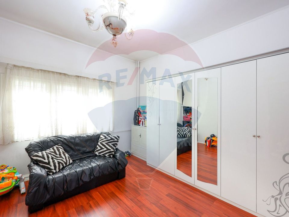 10 room House / Villa for sale, Central area