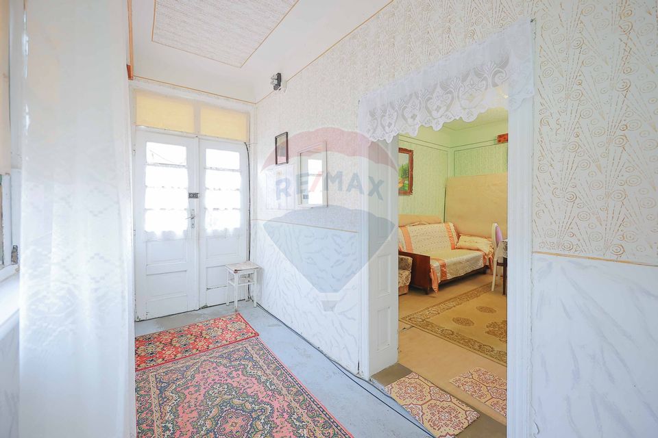 De vânzare Casā + Teren 2685 mp Intravilan, Betfia, Bihor