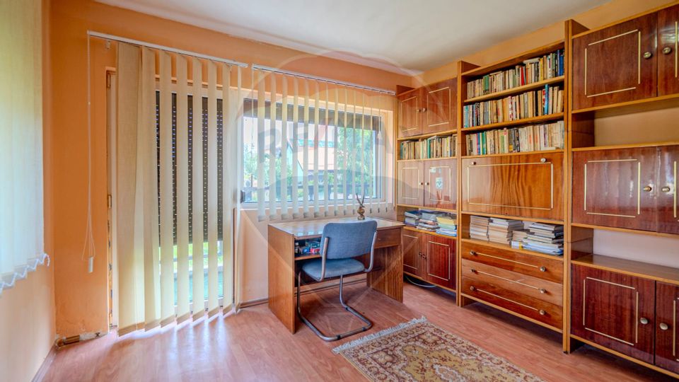 10 room House / Villa for sale